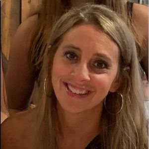 Meet your Posher, Cari